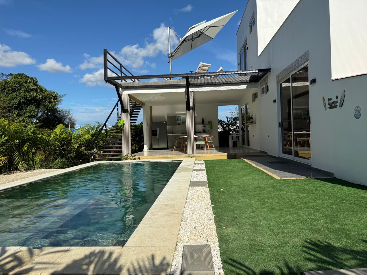 Casa de Diseño Moderno con Piscina Privada | Un espacio creado para desconectarte y disfrutar 5