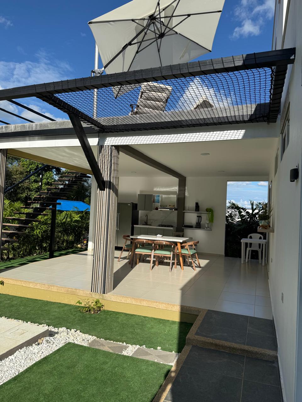 Casa de Diseño Moderno con Piscina Privada | Un espacio creado para desconectarte y disfrutar 12
